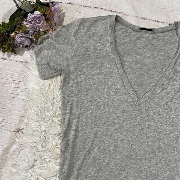 Alix V-neck Heather Gray Short Sleeve Jersey Stanton Bodysuit - Picture 5 of 13